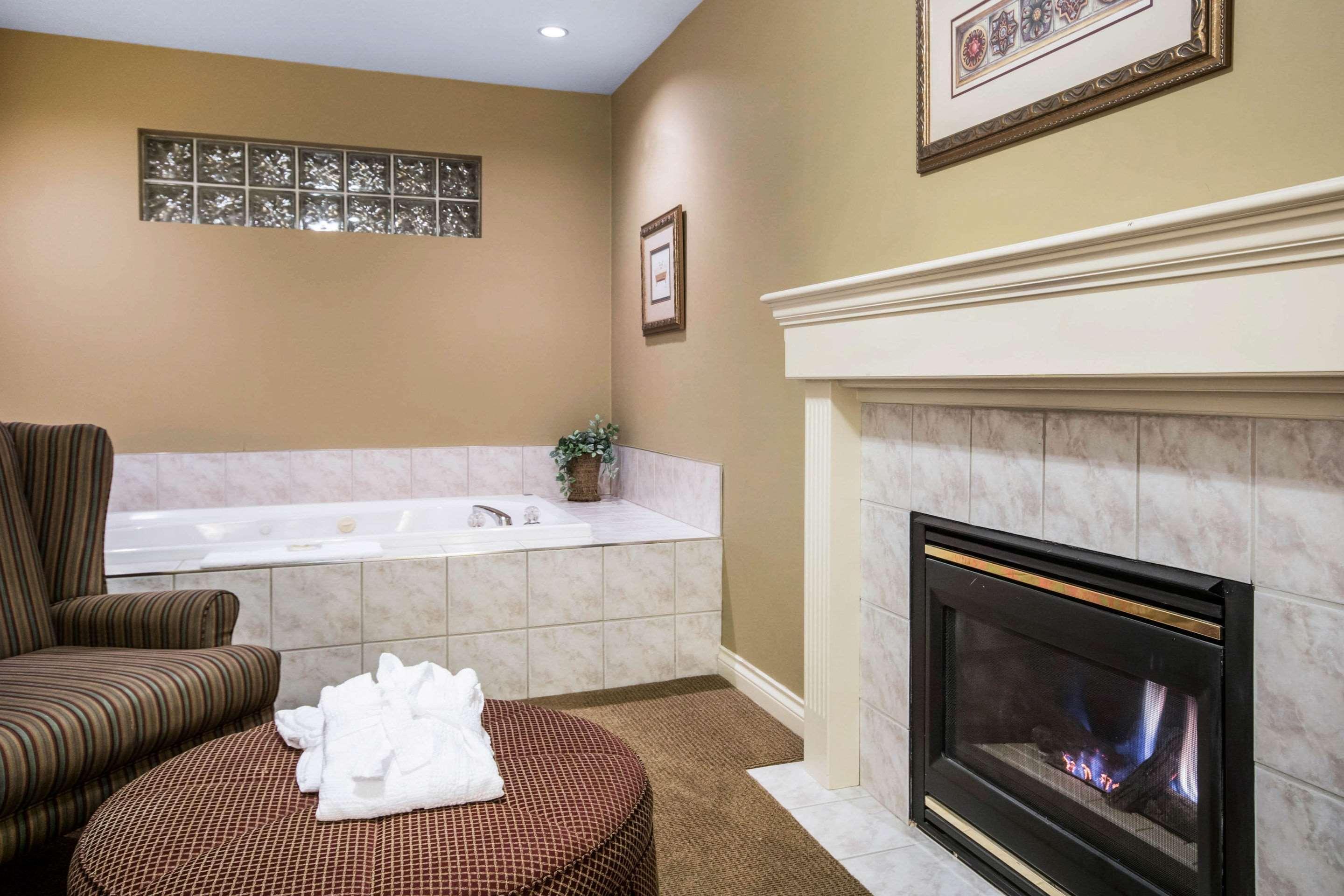 Clarion Hotel & Conference Centre Abbotsford Luaran gambar