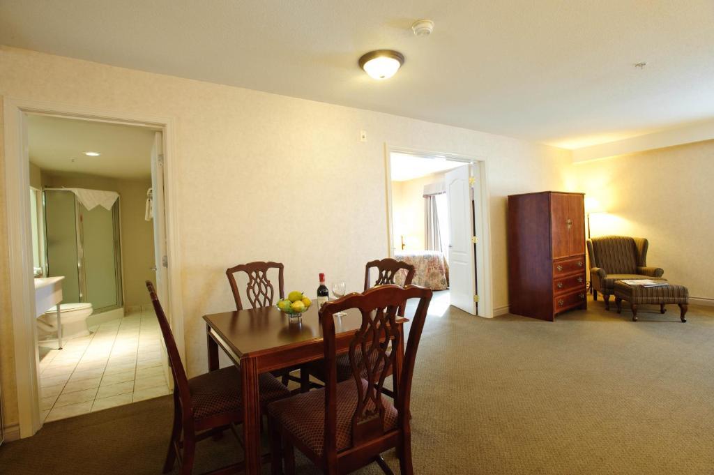 Clarion Hotel & Conference Centre Abbotsford Bilik gambar